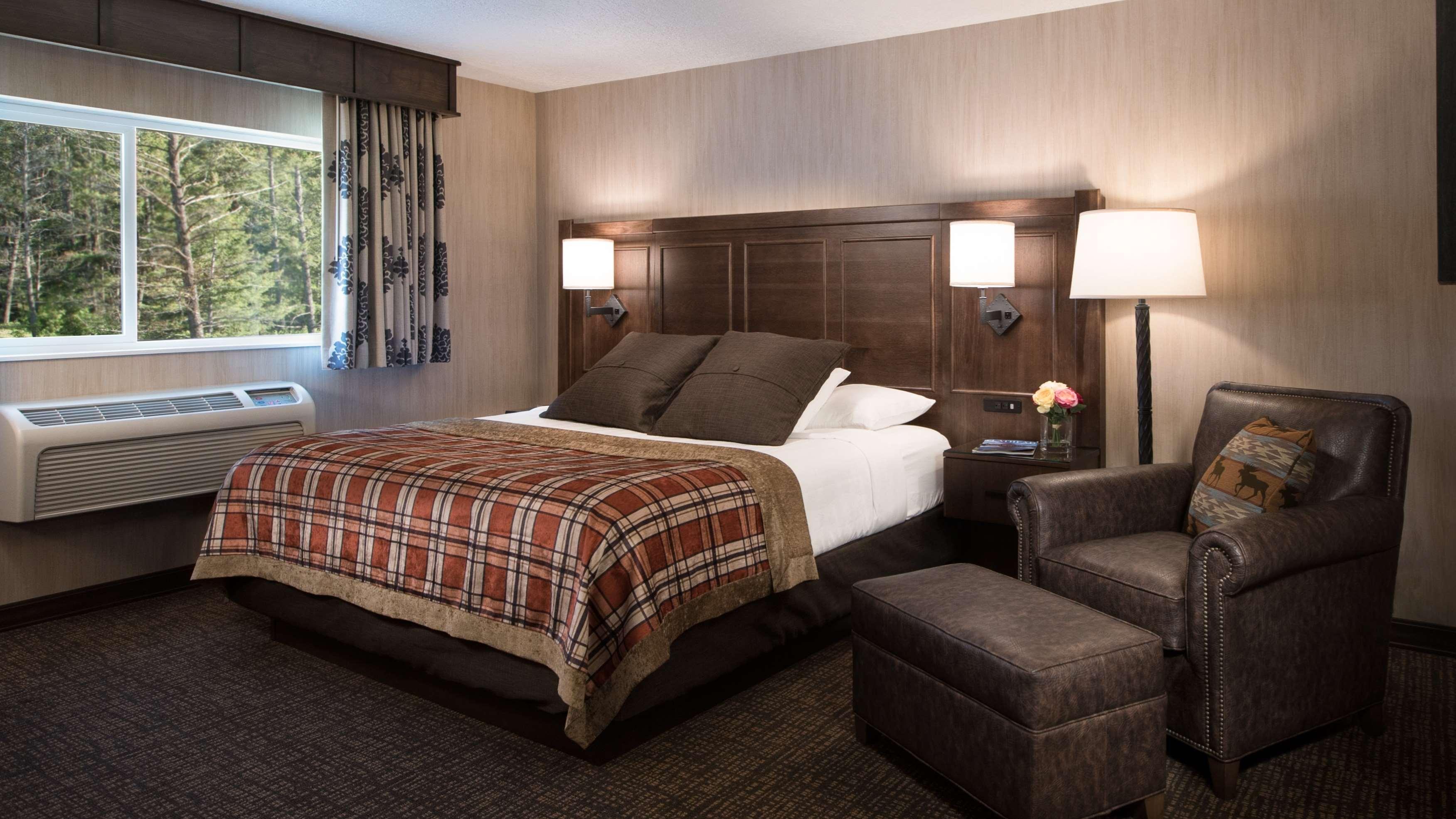 Best Western Plus Flathead Lake Inn And Suites Kalispell Eksteriør billede