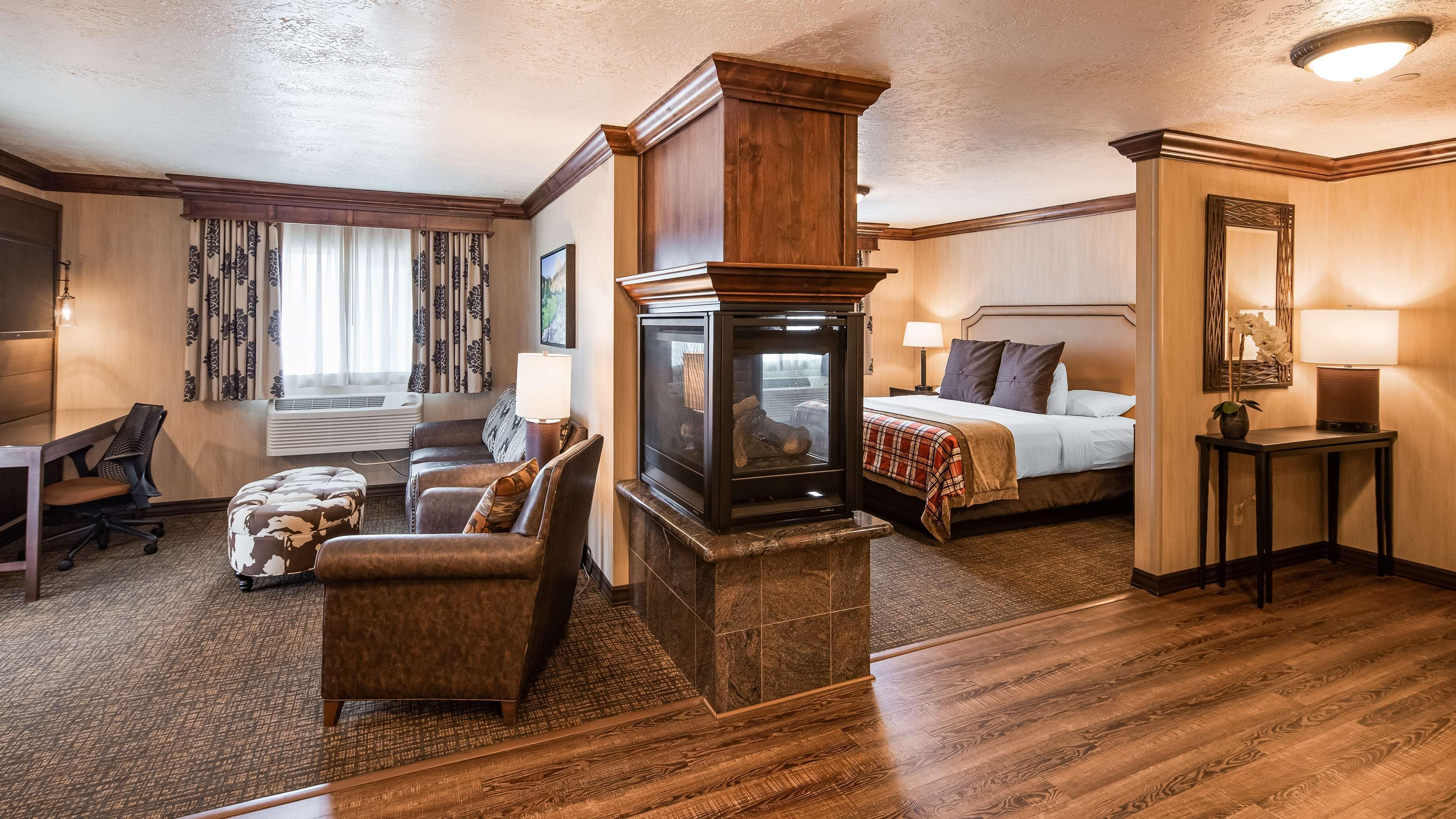 Best Western Plus Flathead Lake Inn And Suites Kalispell Eksteriør billede