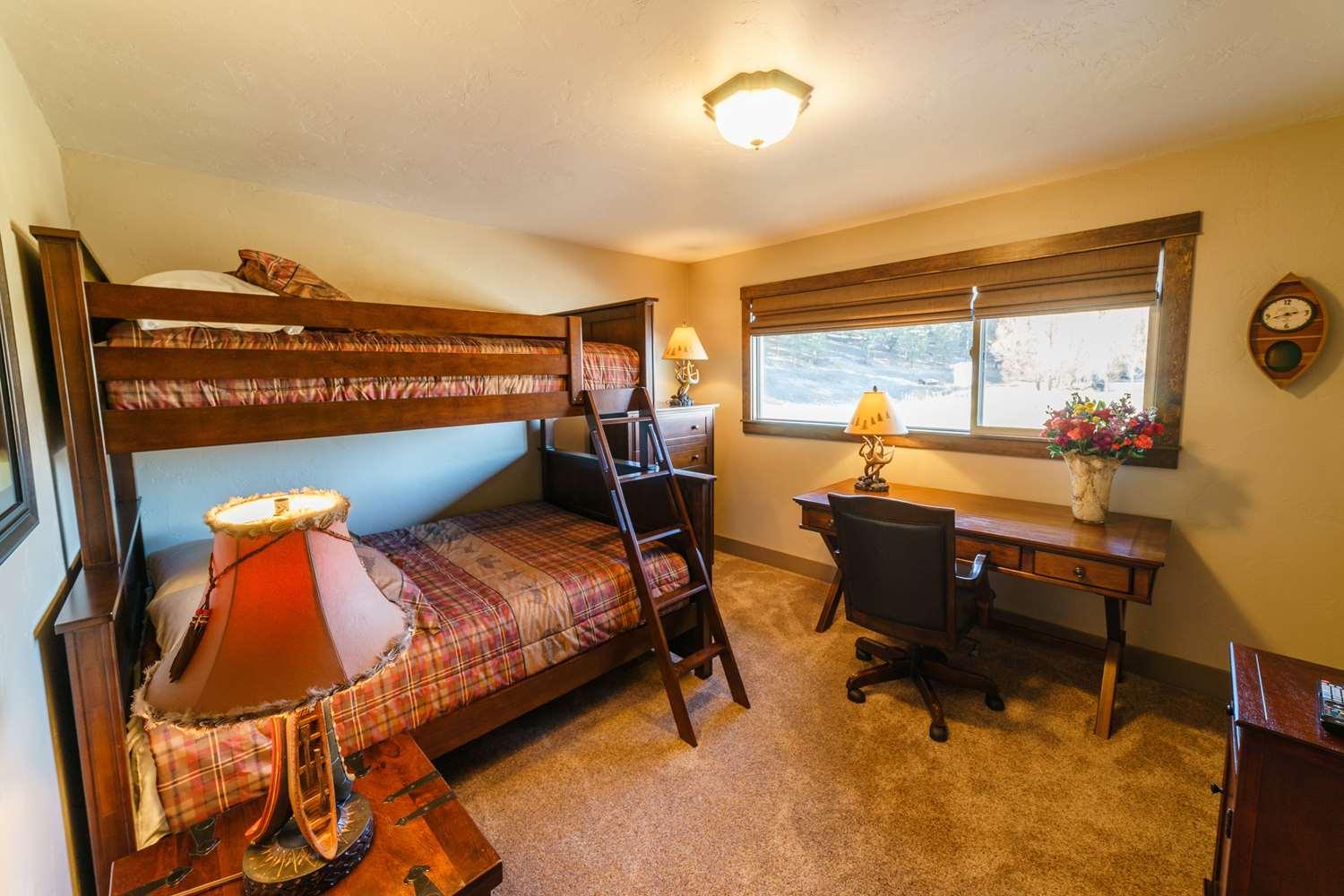 Best Western Plus Flathead Lake Inn And Suites Kalispell Eksteriør billede