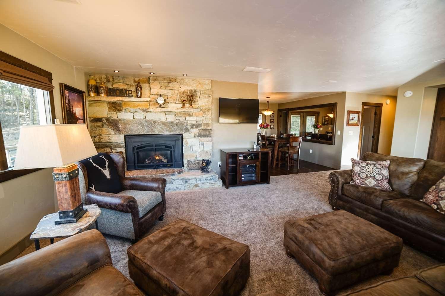 Best Western Plus Flathead Lake Inn And Suites Kalispell Eksteriør billede