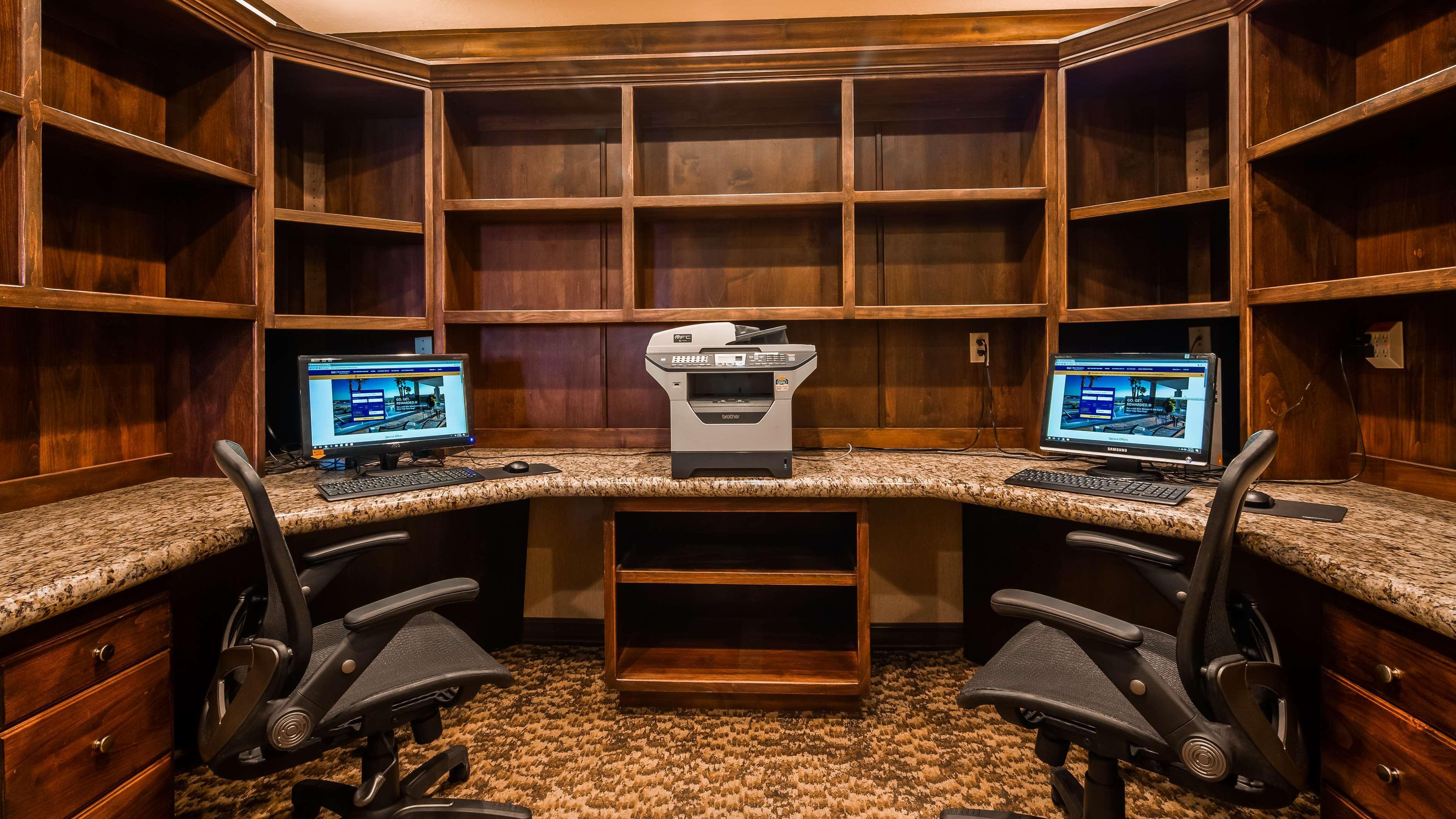 Best Western Plus Flathead Lake Inn And Suites Kalispell Eksteriør billede